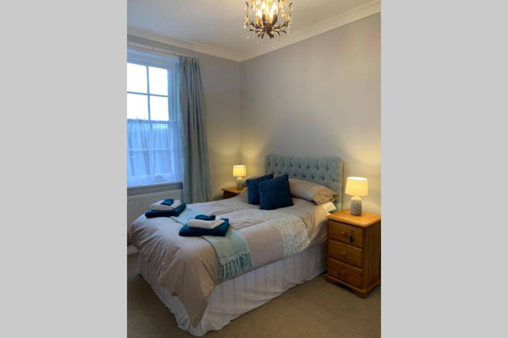 Grand 2 Bed Georgian Apartment At Florence House With King Bed, In The Heart Of Herne Bay & 300M From Beach Luaran gambar